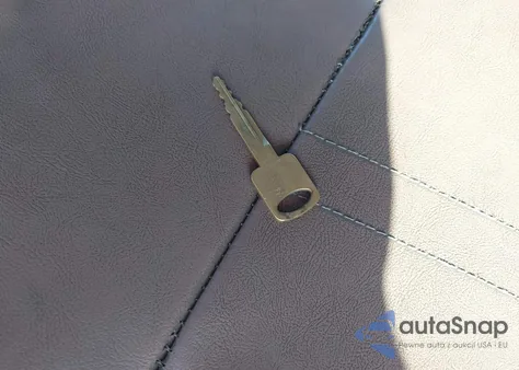 1997 Ford F-150 Lariat/Standard/Xl/Xlt from USA, damaged, VIN 1FTDX1768VNA17006